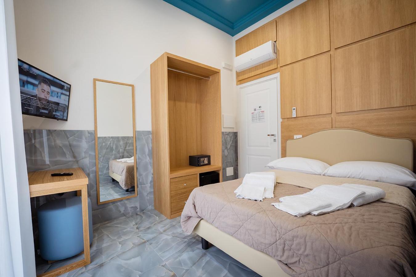 فندق Medina H. Napoli Centro, By Clapa Group المظهر الخارجي الصورة